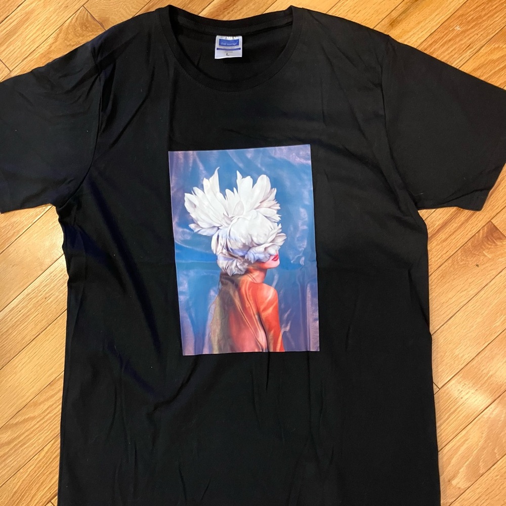 Black Short Sleeve cotton Tee Vibrant Graphic